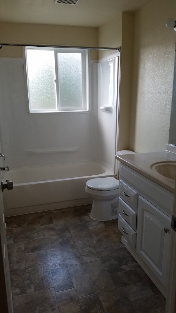 Interior Photo - Burien Place Apartment Homes