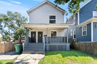 Building Photo - 316 N Hickory St