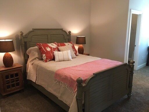 Building Photo - West End