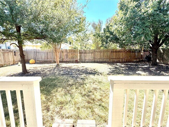 Building Photo - 1511 Freestone Dr