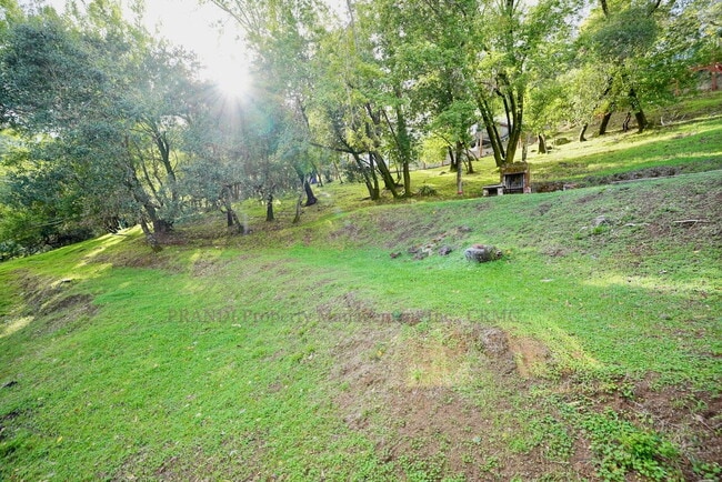 Building Photo - Lovely Two-Story Home With 3 Bedrooms and ...