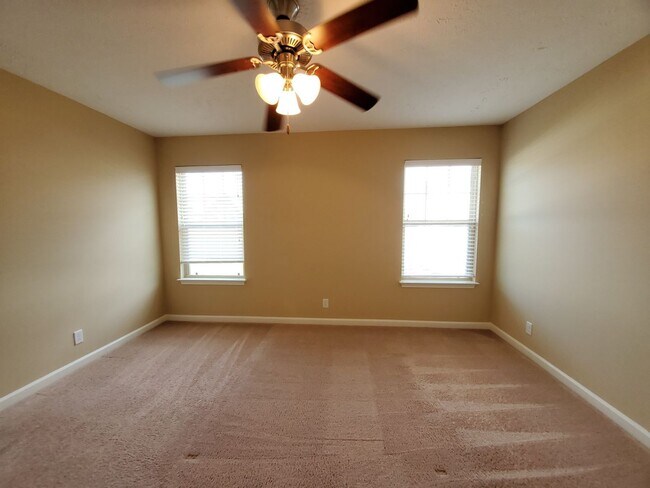 Building Photo - Lovely home in Murfreesboro for rent!