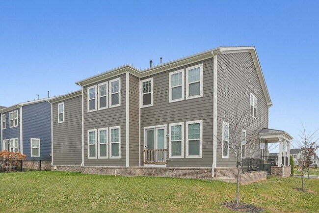 Building Photo - 101 Milvian Wy SE