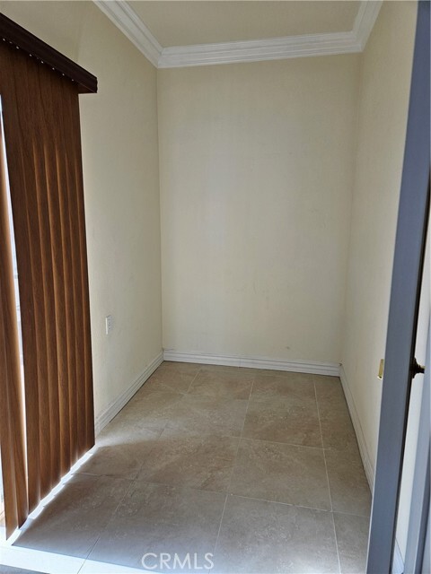 Building Photo - 3304 Palo Vista Dr