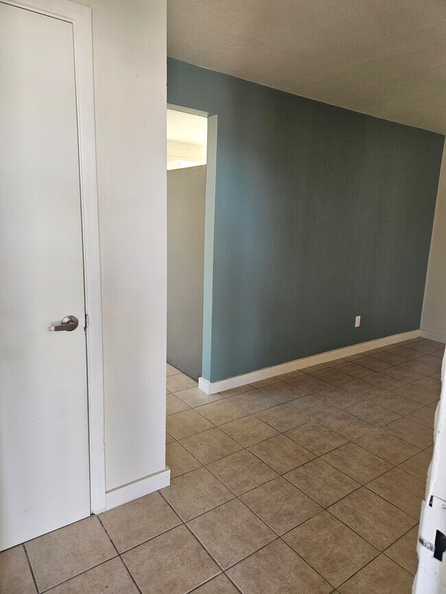 Building Photo - 11220 Wharf Cove Dr