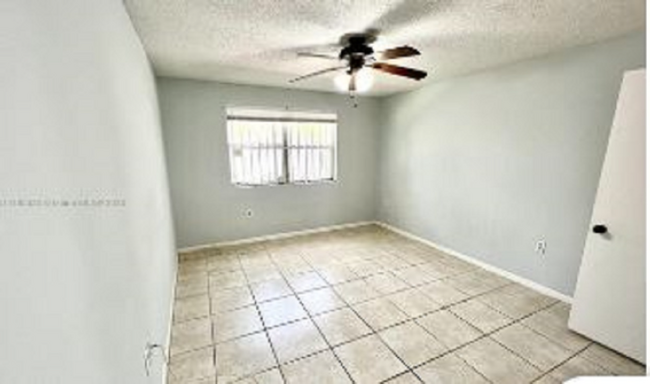 Building Photo - 8057 SW 21st Ct
