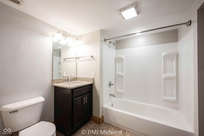 Building Photo - 501 Madison Ave