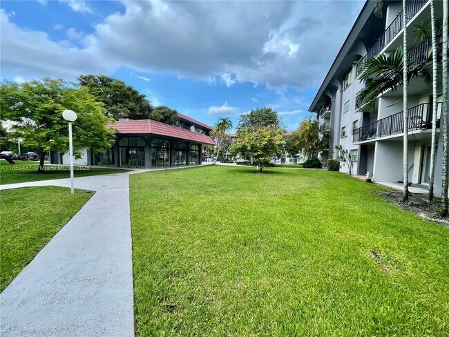 Building Photo - 8101 SW 72nd Ave