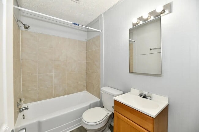 Building Photo - 2966 N Olney St