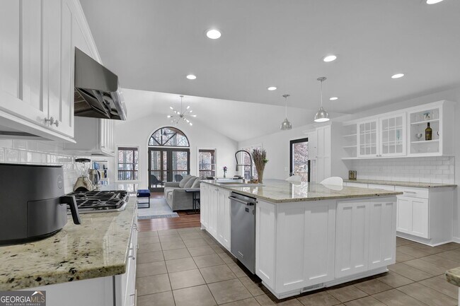 Building Photo - 3474 Hildon Cir