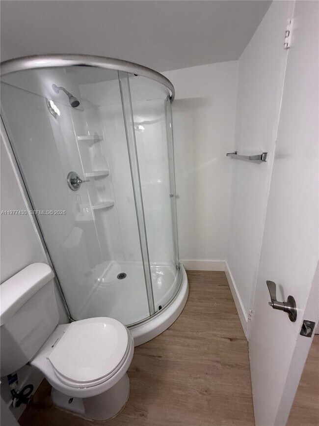 Building Photo - 5911 Washington St