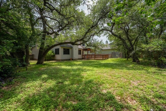 Building Photo - 6300 Evangeline Trail