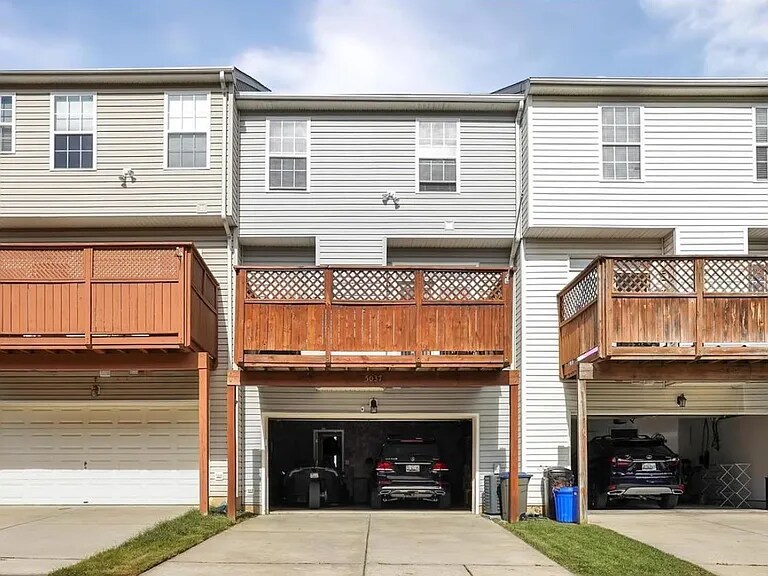 Building Photo - 5037 Leasdale Rd