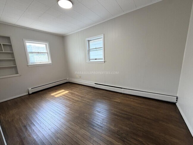 Building Photo - 1007 Stafford Ave