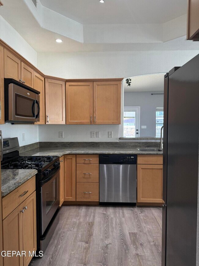 Building Photo - 14403 Ocean Point Ln