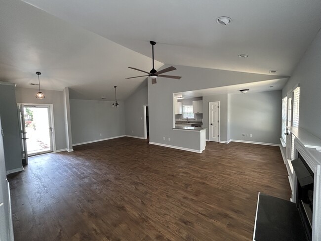 Building Photo - 1502 Stockbridge Pl