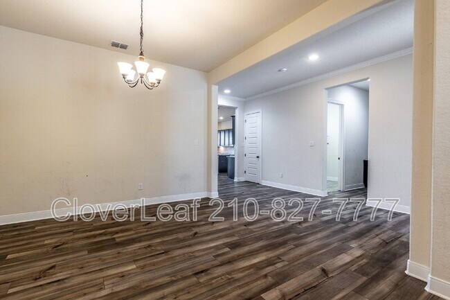 Building Photo - 908 Sussex Cove