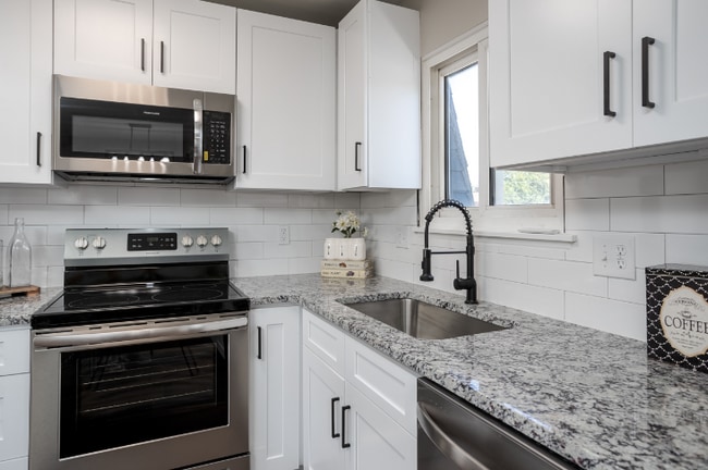 Building Photo - 1409 Orchid Ct