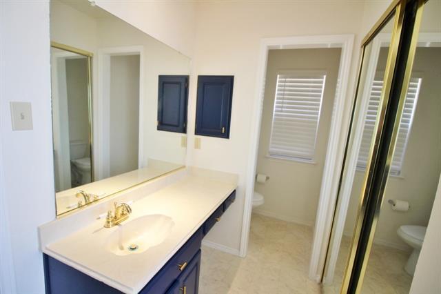 Building Photo - 517 Tate Dr