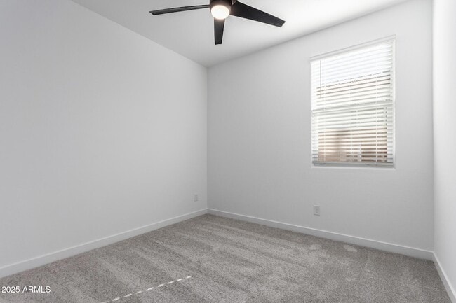 Building Photo - 3113 S 156th Ave
