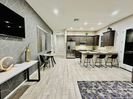 Building Photo - 8060 S Desert Indigo Dr