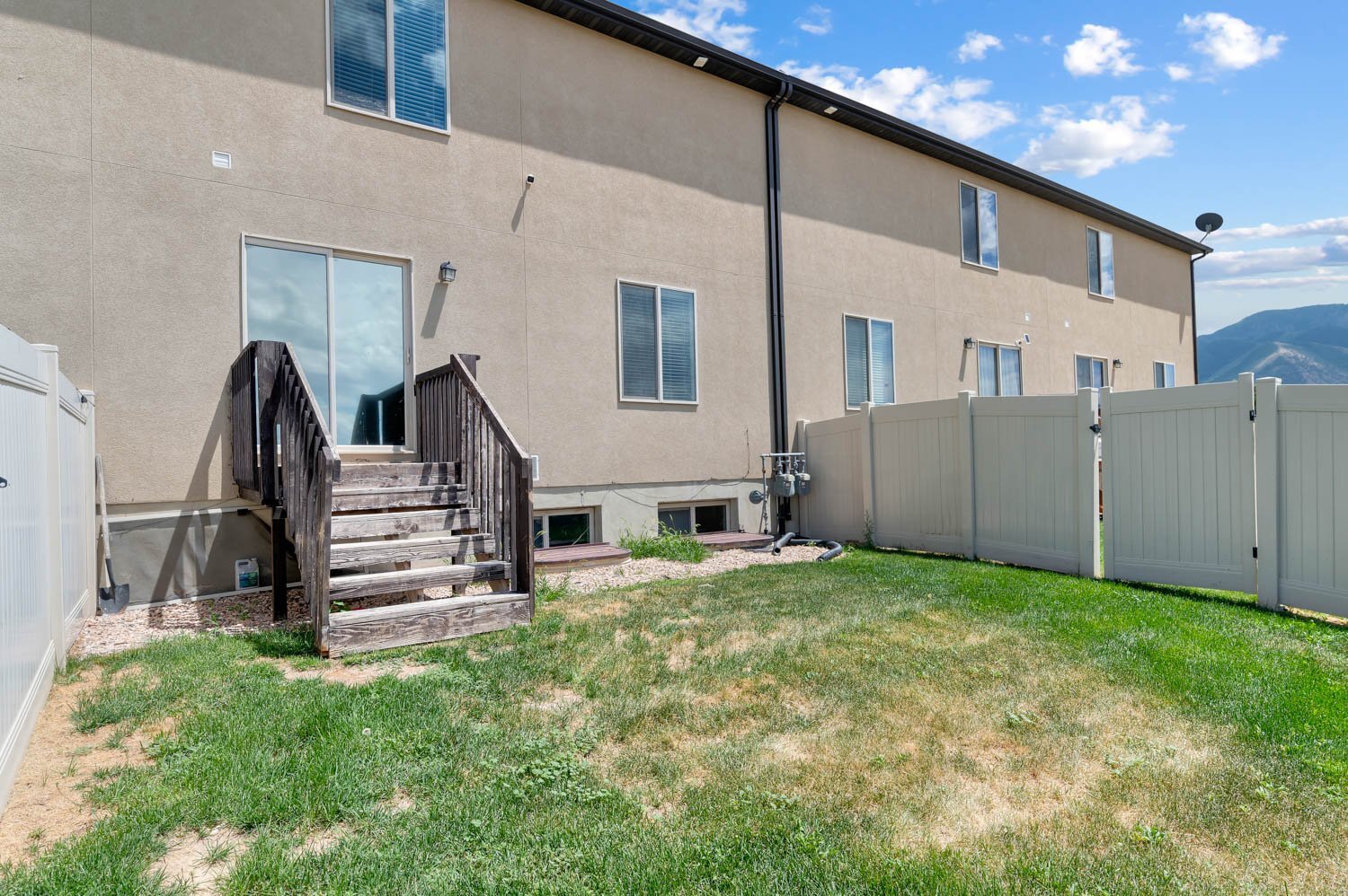 Building Photo - 246 S 1800 E