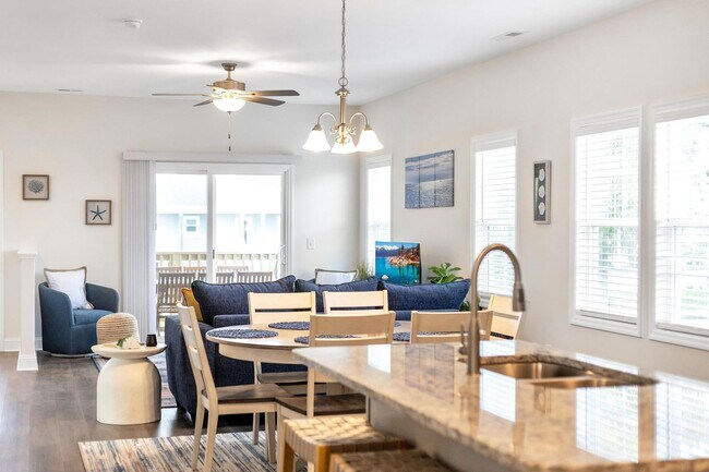 Building Photo - Amazing Rental Coming Soon (Late October-2...