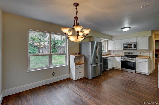 Building Photo - 5335 Picket Dr
