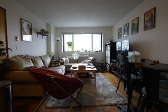 Building Photo - 226 Parker Hill Ave