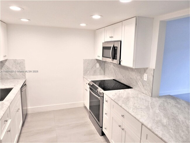 Building Photo - 9807 SW 93rd Terrace
