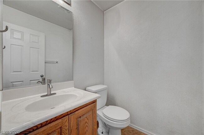 Building Photo - 9985 Big Bow Springs Ct