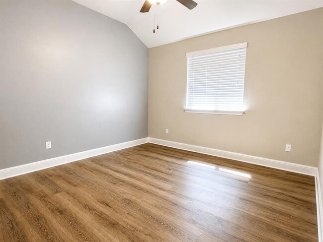 Building Photo - 18512 Rio Chama Ln