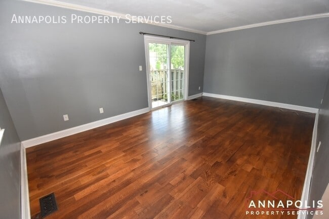 Building Photo - 1750 Aberdeen Cir