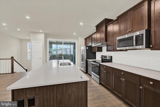 Building Photo - 7907 Olive Branch Ln