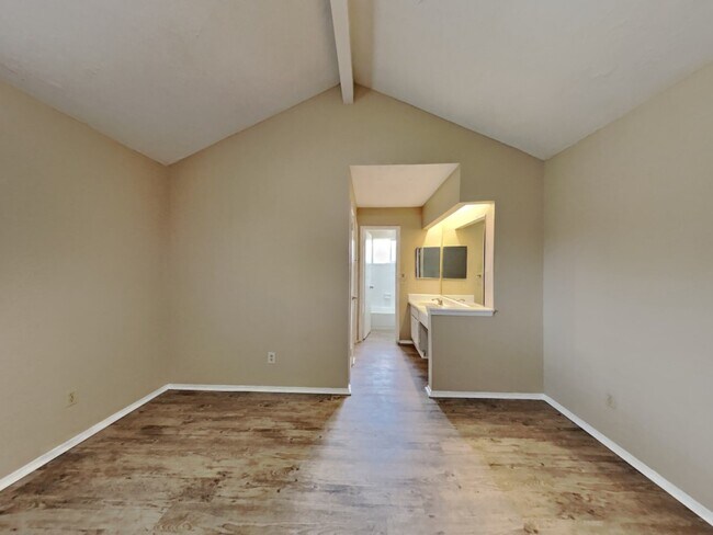 Building Photo - 2818 Mayflower Landing Ct