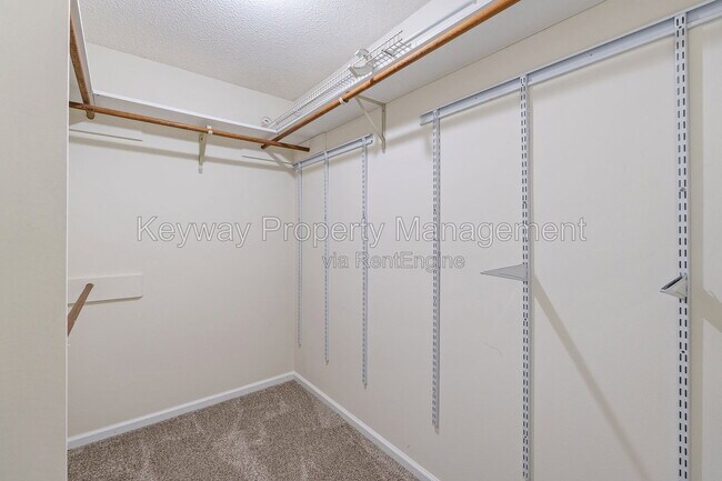 Building Photo - 4068 Oregon Trail