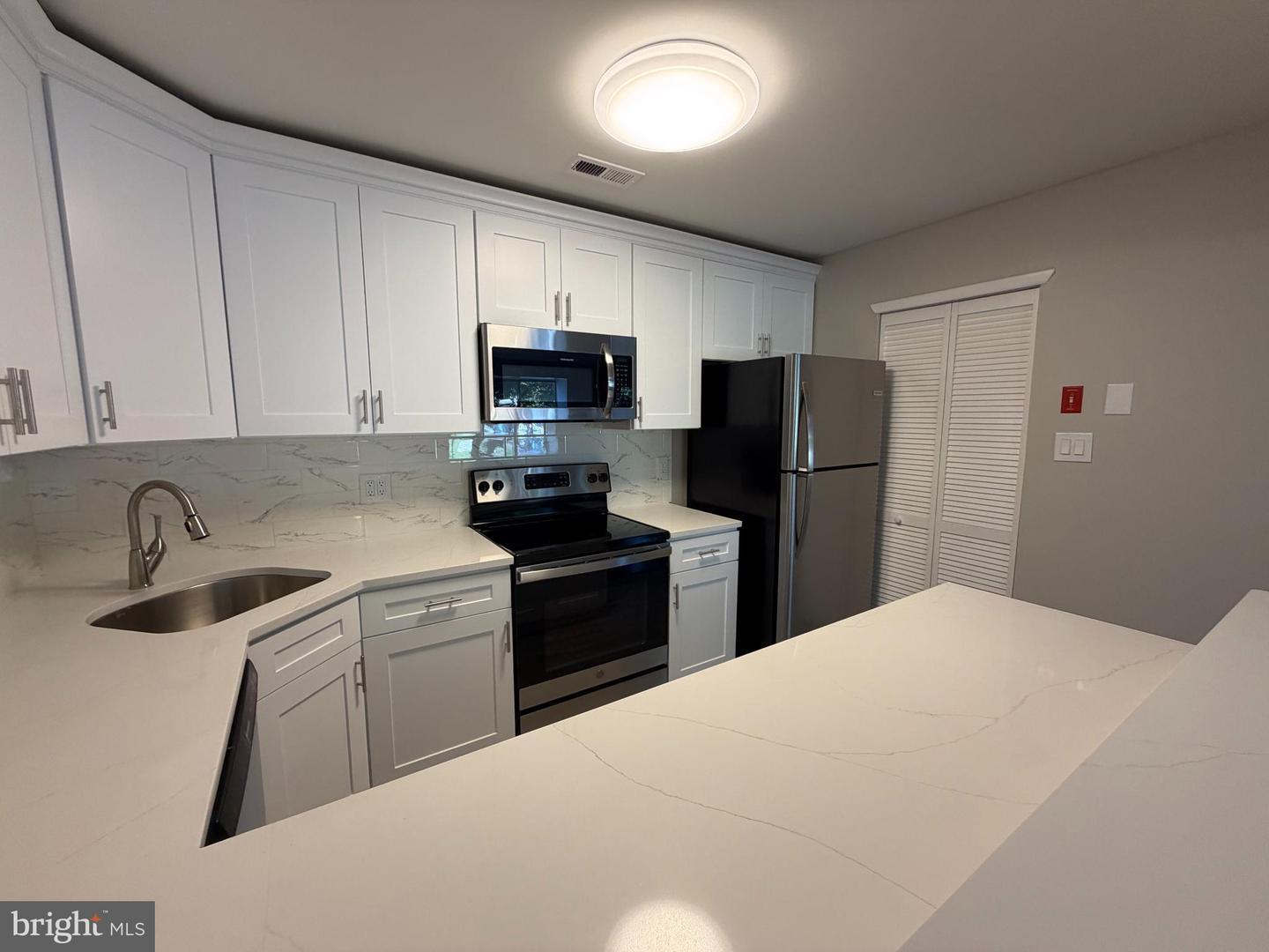 Building Photo - 4306A Aberdeen Dr