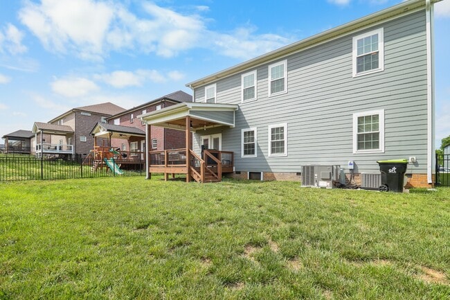 Building Photo - 276 Bluebell Dr