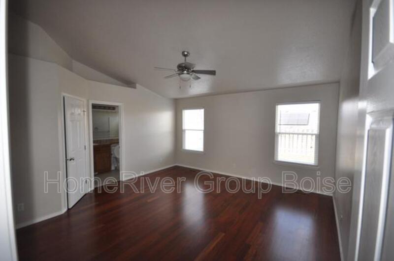 Building Photo - 7668 W Middle Fork St