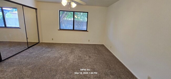 Building Photo - 3 bedroon 2 bath home