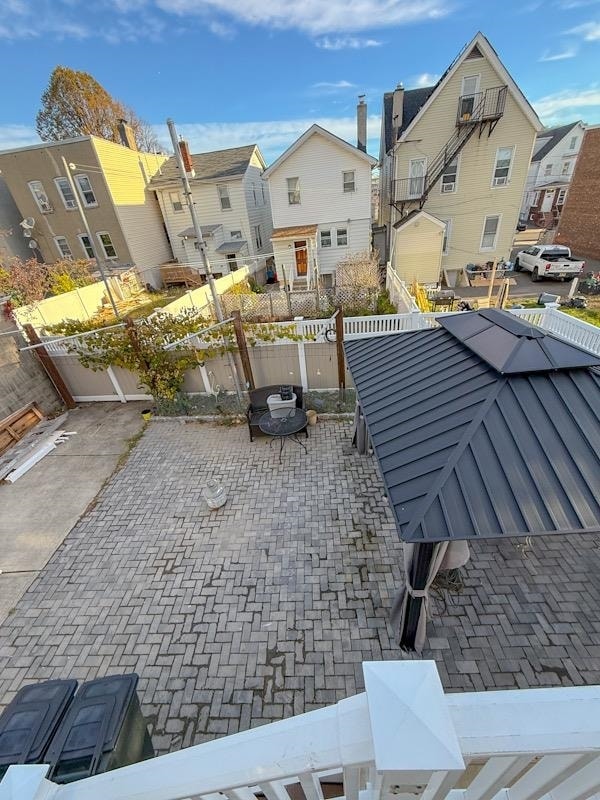 Building Photo - 223 Day Ave