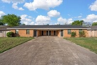 Building Photo - 112 Shirley Dr