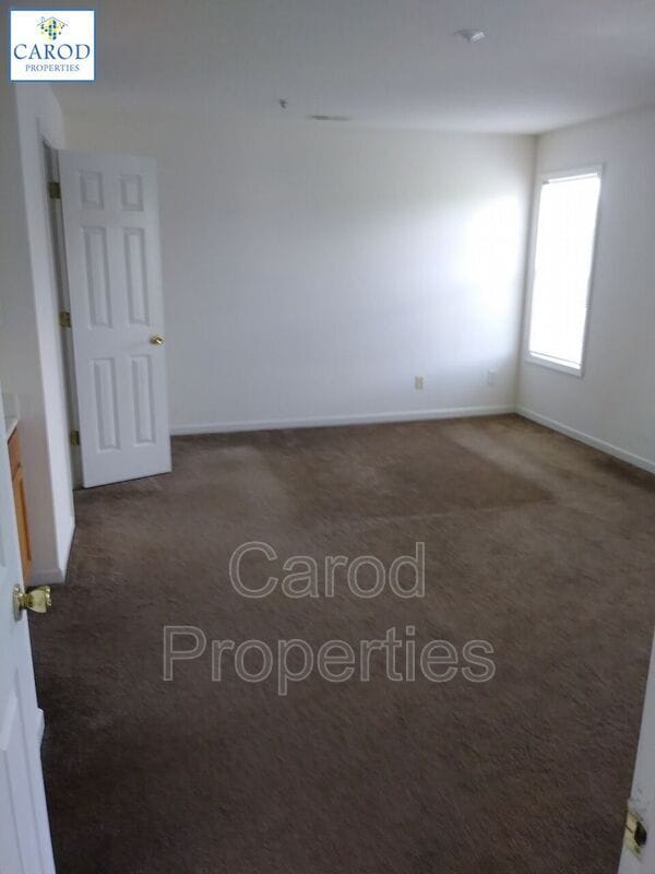 Building Photo - 3961 Mohawk Ct