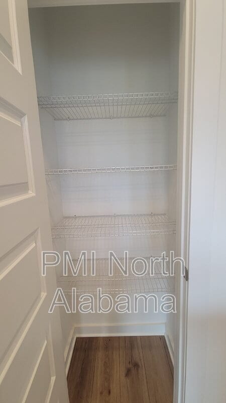 Building Photo - 7578 Discovery Pt Dr NW