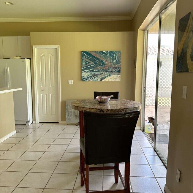 Building Photo - 11082 Lakeland Cir