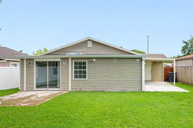 Building Photo - 1411 Thistledown Dr