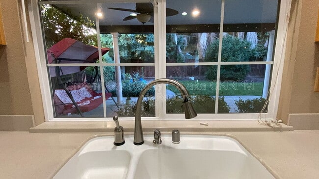 Building Photo - 4685 Dandelion Loop