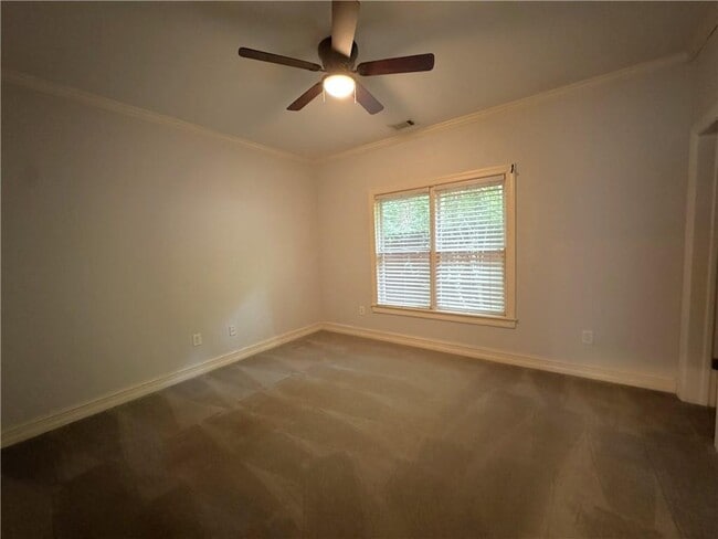 Building Photo - 871 Lenox Ct NE
