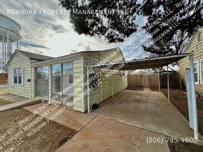Primary Photo - 2301 35th St