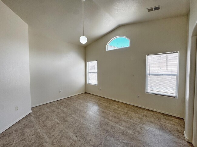 Building Photo - 2309 Iron Gate Trail SW